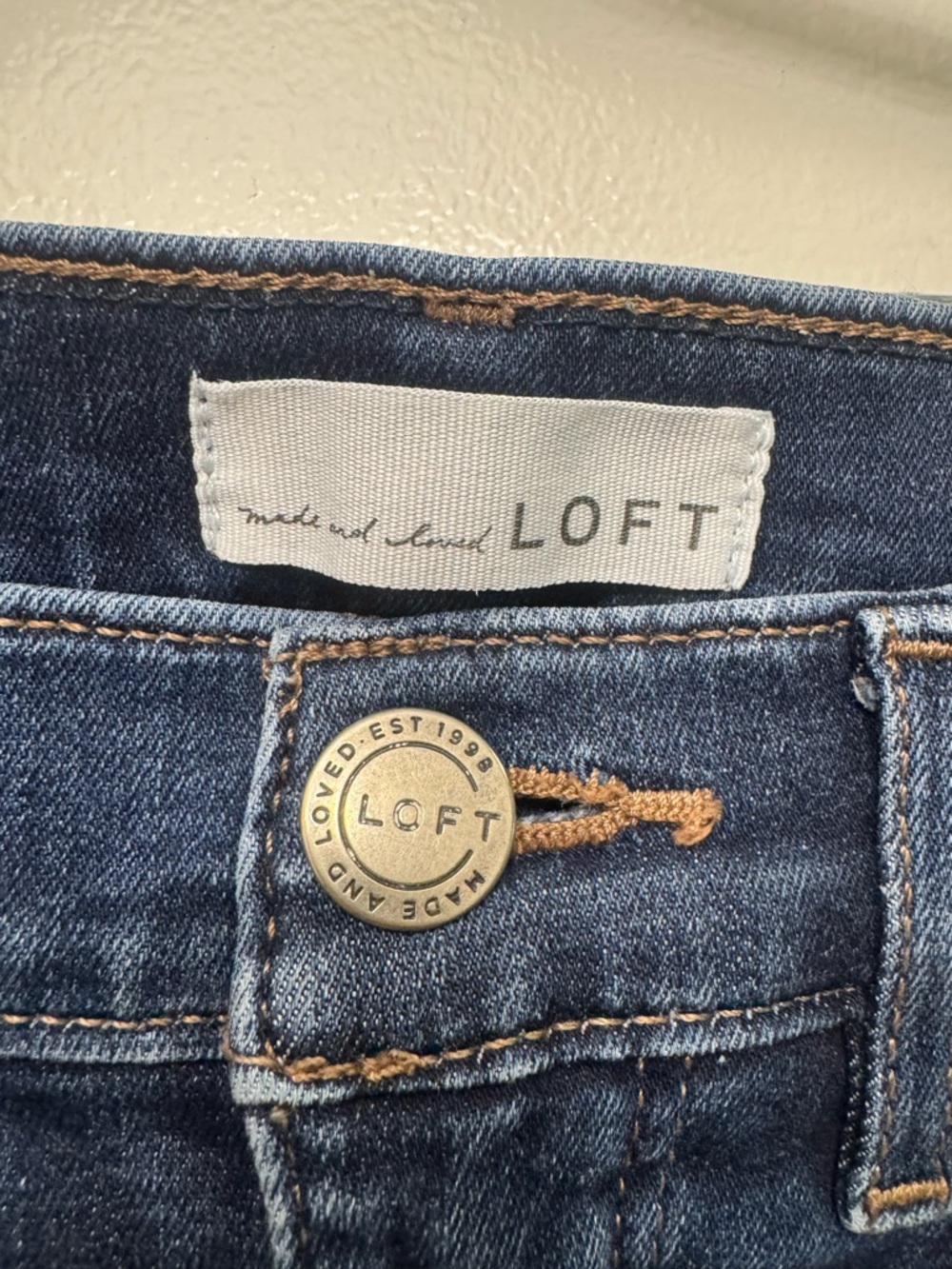 EUC LOFT High Waist Skinny Jeans | Classic Slim Fit Denim Pants - Picture 3 of 3